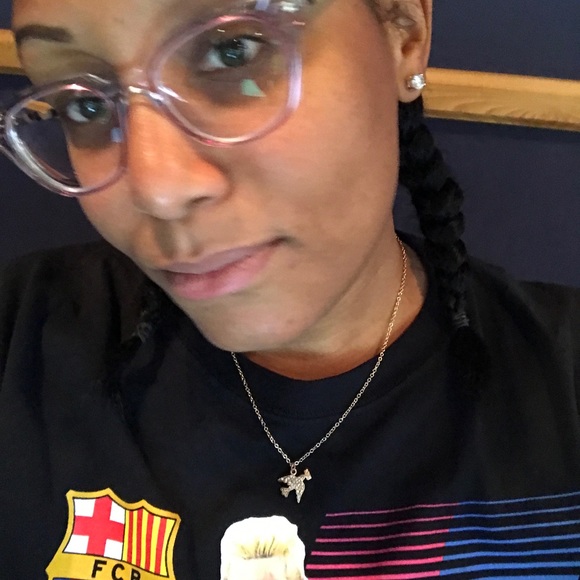 Meet your Posher, Lashaunda - Picture 6 of 8